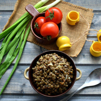 Чечевица с луком