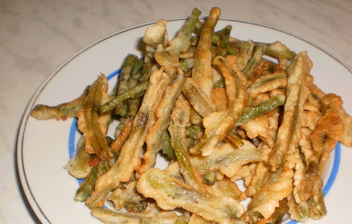 1. Этап. Спаржевая фасоль в кляре: 4. Вот такая аппетитная корочка в итоге получается!