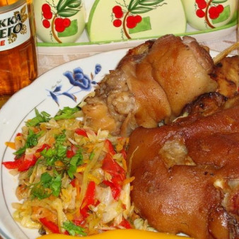 Рулька в пиве запеченная