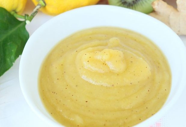 1. Этап. Яблочно-лимонное пюре: Взбейте ингредиенты до единой консистенции. Пюре готово!