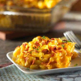 Macaroni and Cheese with Veggie Bacon