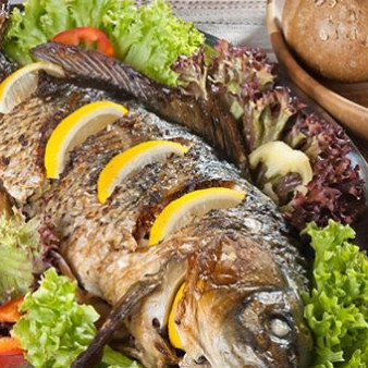 Карась в фольге в духовке