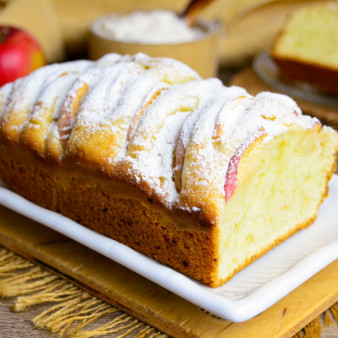 Ванильный кекс с яблоками
