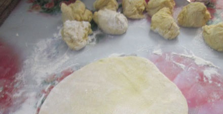 1. Этап. Тесто для кыстыбый: Готово! Можно приступать к работе!