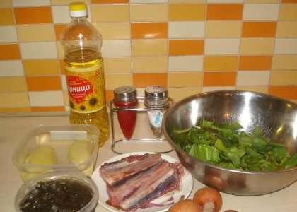 1. Этап. Щи из морской капусты: 1. Вот такой набор ингредиентов необходим, чтобы воспроизвести на своей кухне рецепт приготовления щей из морской капусты.