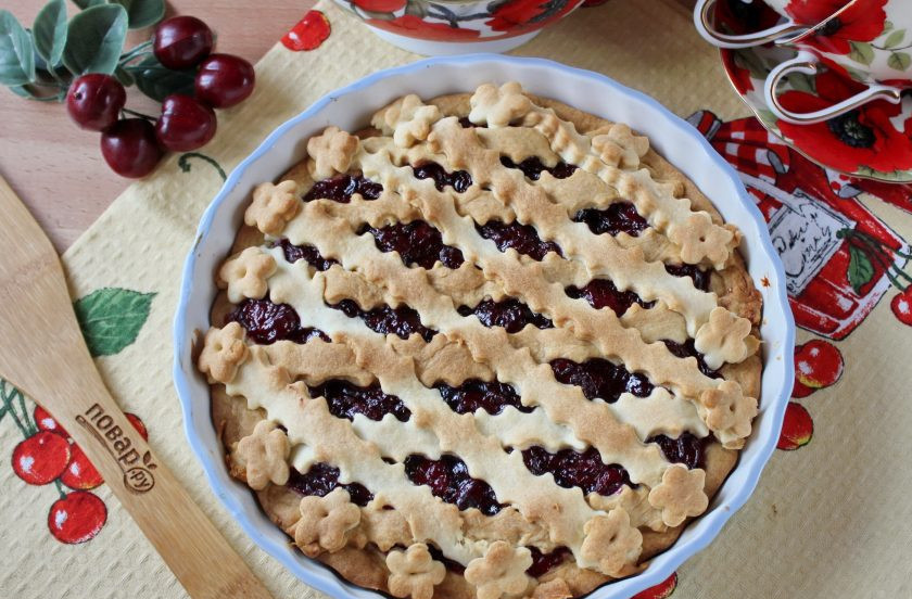 1. Этап. Кростата с вишней: Кростата с вишней готова.