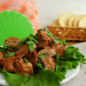 Мясо в сырном соусе с грибами