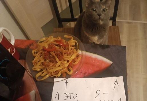 1. Этап. Яичная лапша с кальмаром и овощами: Приглашаем всех к столу! Каждую порцию посыпаем кунжутом и желаем всем ПРИЯТНОГО АППЕТИТА!