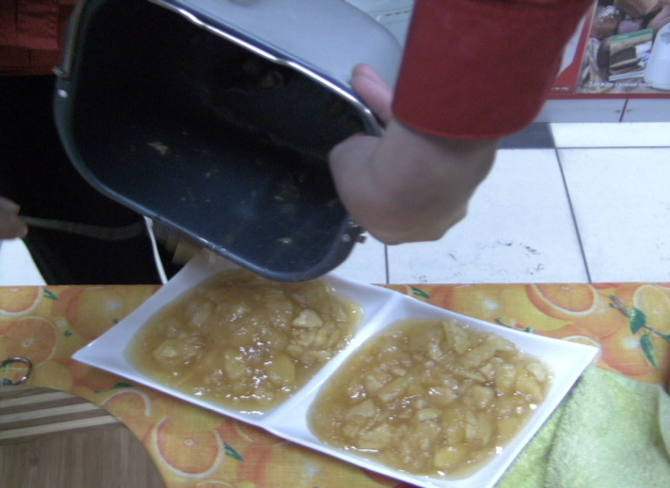 1. Этап. Варенье из яблок в хлебопечке: Приятного аппетита!