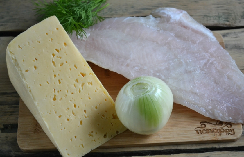 1. Этап. Пангасиус в духовке под сыром: Подготовьте все необходимые ингредиенты. Филе пангасиуса я покупаю замороженное, предварительно слегка размораживаю его, чтобы в процессе приготовления не было слишком много жидкости.