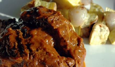 1. Этап. Ребрышки в соусе: Блюдо можно подавать к столу. Приятного аппетита!