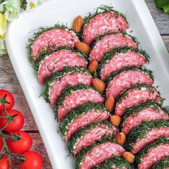 Колбасные дольки с творожным сыром