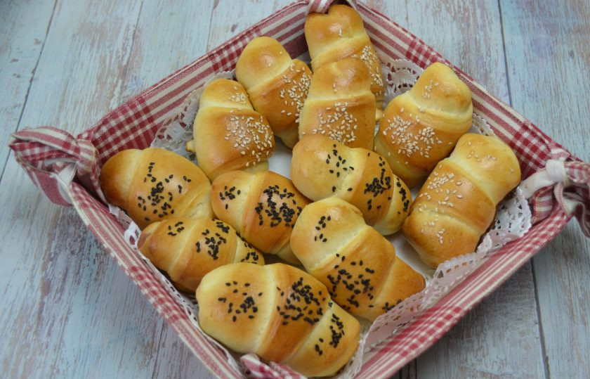 1. Этап. Польские булочки: Польские булочки получились необыкновенными на вид. Жаль, что нельзя передать их аромат.