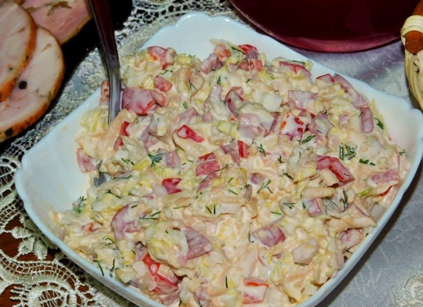 1. Этап. Овощной салат с колбасой: Приятного аппетита!