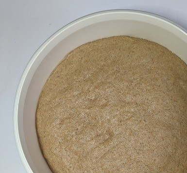 1. Этап. Полбяной хлеб с квасом: Тесто должно увеличиться в 2-3 раза, моё стояло 1 час.