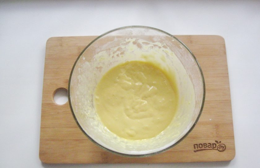 1. Этап. Японский заварной бисквит: Хорошо перемешайте миксером до однородной консистенции.