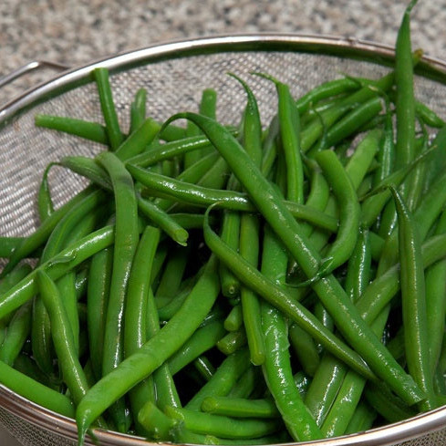 1. Этап. Жареная фасоль: Слейте воду еще раз.