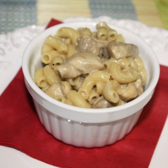 Паста с курицей и медом