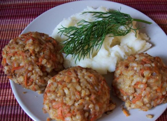 1. Этап. Фарш в сметанном соусе: Готово! Приятного аппетита!