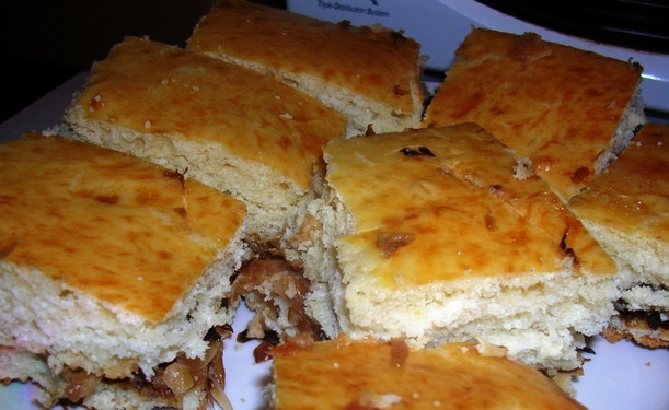 1. Этап. Вкусное дрожжевое тесто для пирога с капустой: 5. Пирог на таком тесте надо готовить примерно 40-50 минут. Готово!