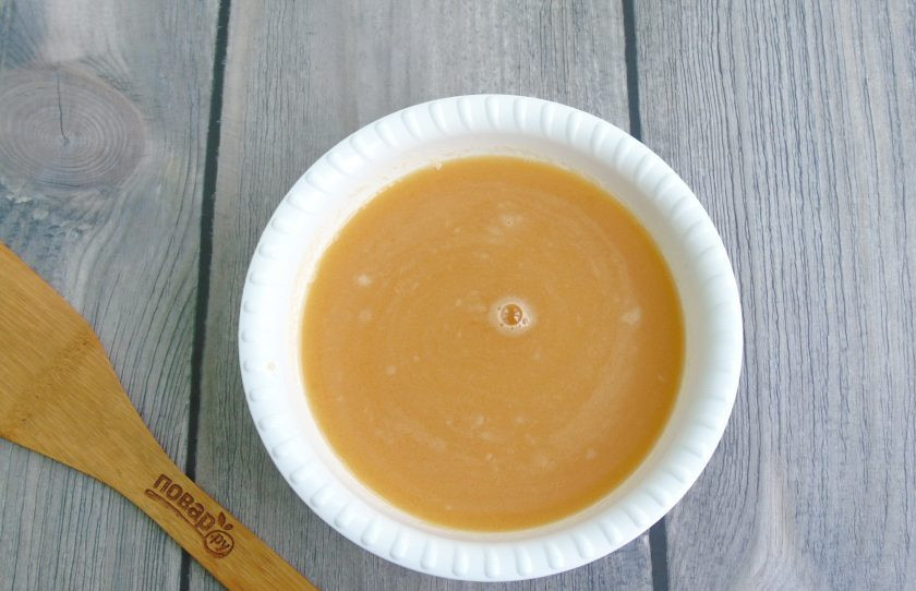 1. Этап. Яблочно-апельсиновый сок: Соедините оба сока в миске.