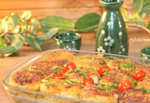 1. Этап. Куриные котлеты на кабачковой подушке: 16. Запекаем блюдо в разогретой до 180 С духовке (средний уровень), минут 40-45 или до готовности блюда.