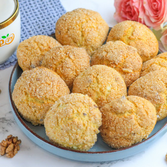 Медово-творожное печенье с орехами