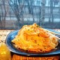 Салат с фунчозой, огурцом и морковью