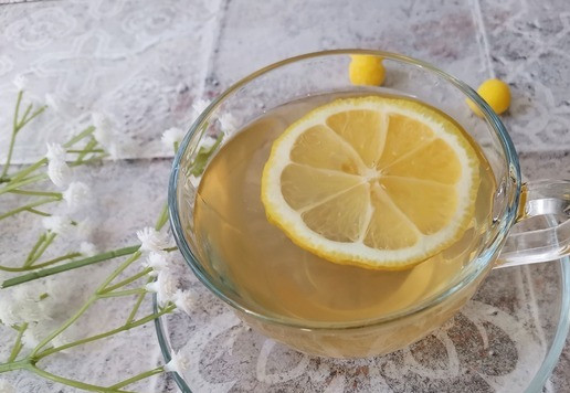 1. Этап. Имбирный чай с розмарином: Помните, что большое количество розмарина придаст чаю горечь, а избыток имбиря чересчур острый привкус.