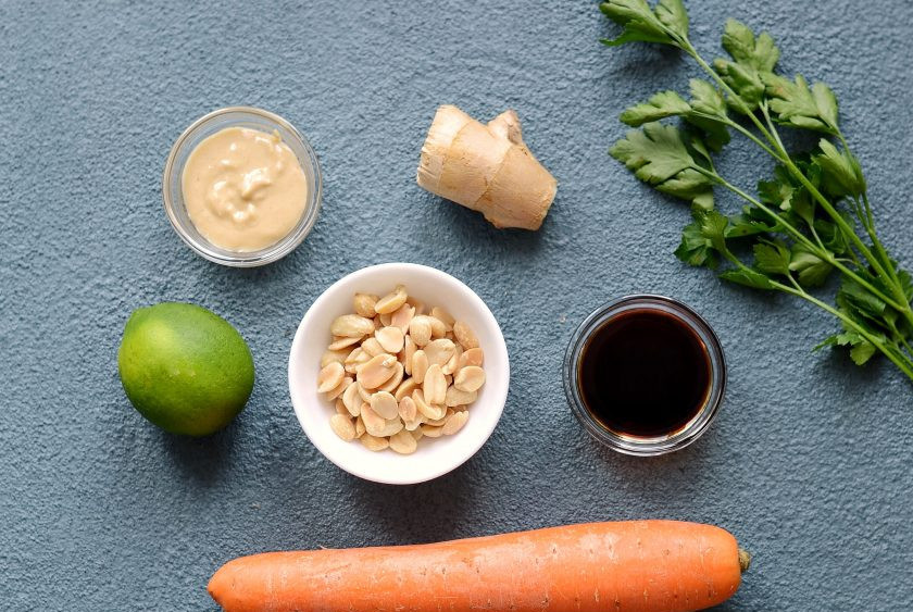 1. Этап. Спагетти из моркови: Подготовьте все ингредиенты.