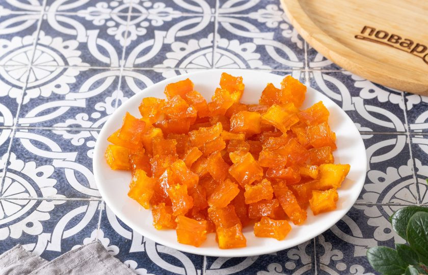 1. Этап. Тыквенные цукаты в духовке: Готовые тыквенные цукаты не должны быть слишком твердыми или мокрыми. Полностью остудите их.