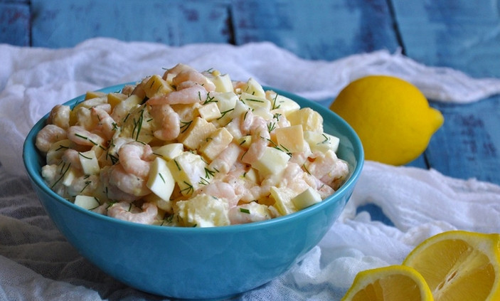 1. Этап. Салат из креветок и ананасов: Перемешайте и подавайте к столу. Приятного аппетита!