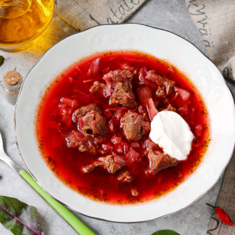 Борщ из оленины