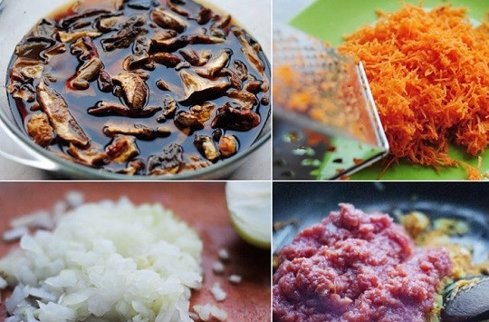 1. Этап. Борщ с ушками: 2. Грибы залейте водой, дайте им постоять около часа. После вылейте их в кастрюлю, добавьте еще около 2-2.5 литров воды и поставьте на огонь. Пока варится бульон, обжарьте на растительном масле измельченный лук с тертой морковью. Помидоры пропустите через мясорубку или измельчите в пюре при помощи блендера. Выложите на сковороду и томите зажарку на среднем огне минут 10.