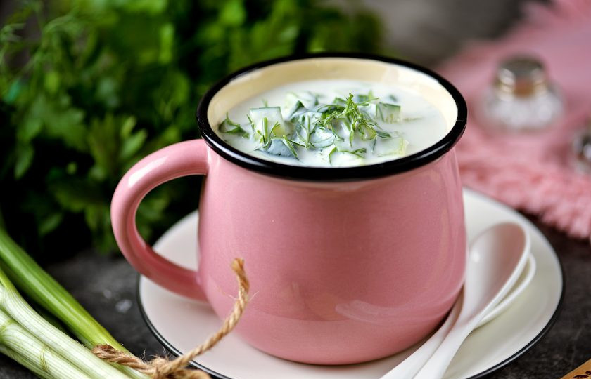 1. Этап. Летний суп на кефире: Вкуснейший летний супчик из свежих овощей на кефире готов! Разлейте по порциям и подавайте к столу. Приятного аппетита!