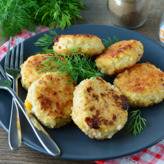 Котлеты из индейки с кукурузой