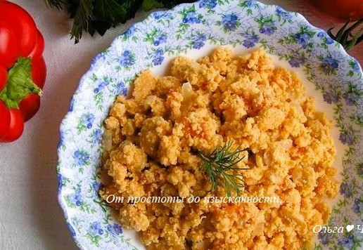 1. Этап. Икра сазана с помидорами: Подавайте к столу в горячем или в холодном виде.