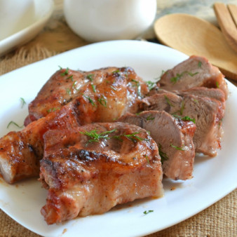 Вкусное мясо в духовке