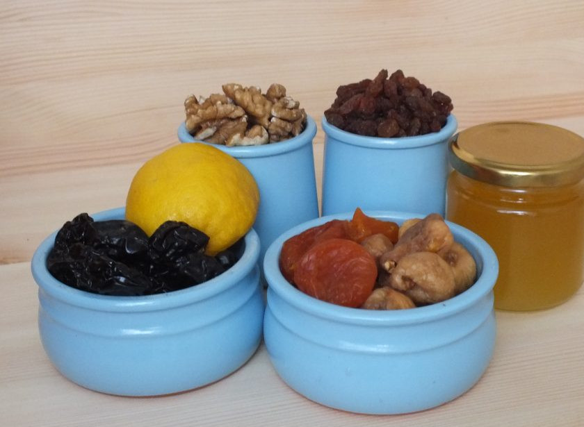 1. Этап. Паста Амосова для иммунитета: Подготовьте необходимые ингредиенты.