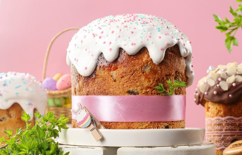 1. Этап. Пасхальный кулич на живых дрожжах: Пасхальный кулич на живых дрожжах готов.