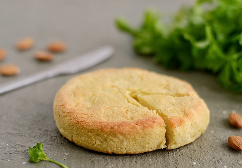 1. Этап. Миндальный сыр: Миндальный сыр готов, приятного аппетита!