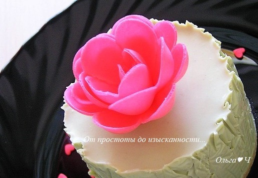 1. Этап. Мятный мини-чизкейк: Подавайте к столу.