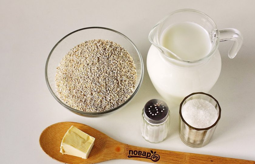 1. Этап. Ячневая каша на молоке в мультиварке: Подготовьте все ингредиенты.