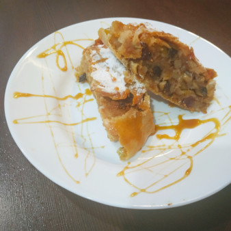 Яблочный штрудель от Бабушки Эммы