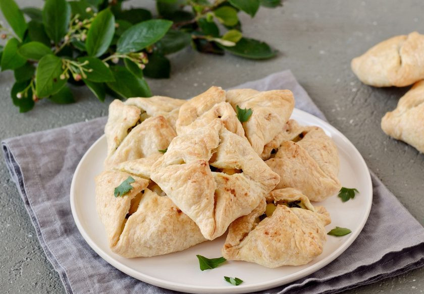 1. Этап. Слойки с картошкой: Слойки с картошкой готовы, приятного аппетита!