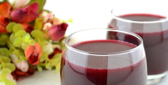 1. Этап. Морс из черной смородины: Морс охлаждаем и подаем к столу.