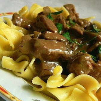 Печень по-бефстрогановски