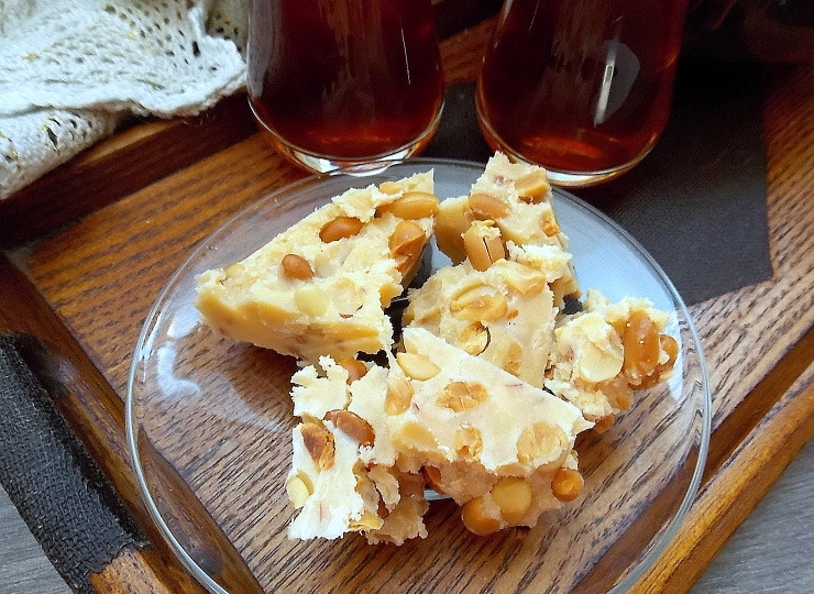 1. Этап. Домашний щербет с арахисом: Приятного аппетита!