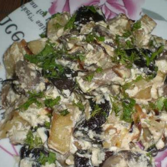 Подберезовики, жареные со сметаной