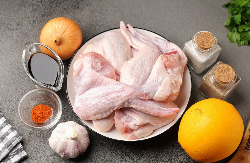 1. Этап. Куриные крылышки Взмах крыла: Подготовьте все ингредиенты.